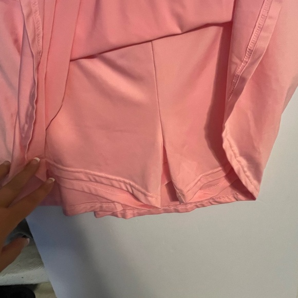 COOL RUN (M) WOMENS PINK SKIRT WITH BUILT IN SHORTS - Picture 3 of 7